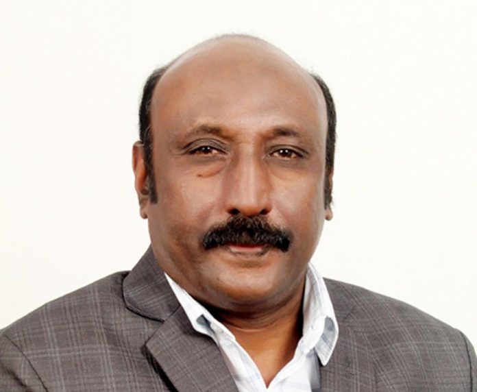 dr-r-ratheesh-takes-charge-as-director-general-of-c-met