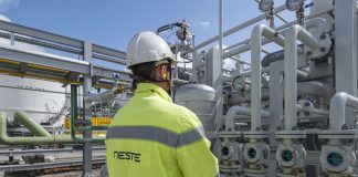 electrolyzer-begins-operations-at-nestes-rotterdam-refinery