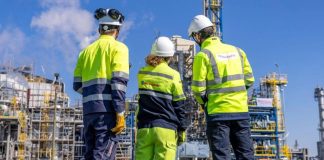 air-liquide-converts-ammonia-to-hydrogen-at-industrial-scale