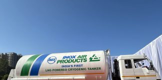 LNG-fueled cryogenic tanker