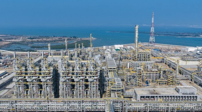 basf-commissions-steam-cracker-at-zhanjiang-verbund-site