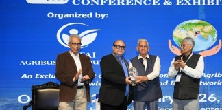 indian-agri-inputs-industry-honours-pradip-dave-with-the-guiding-legend-award