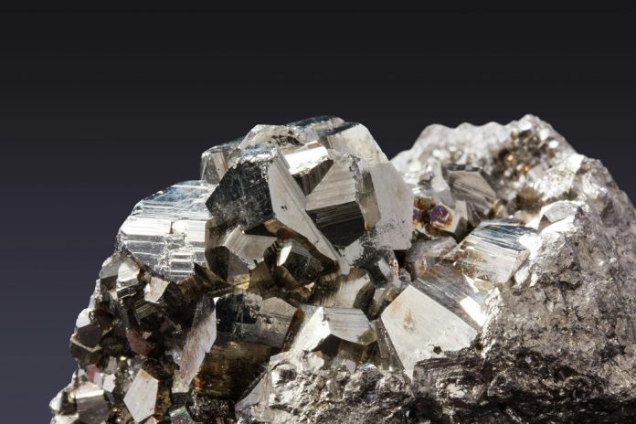 Platinum Supply Deficits Intensify Amid Rising Geopolitical Risks